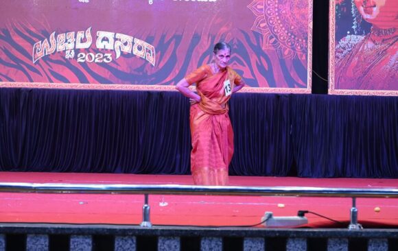 Ponnu Pili Nalike