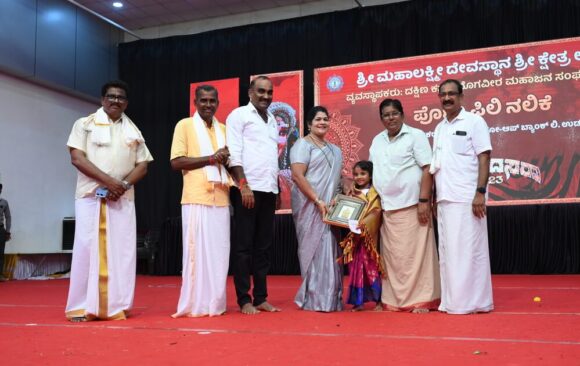 Ponnu Pili Nalike